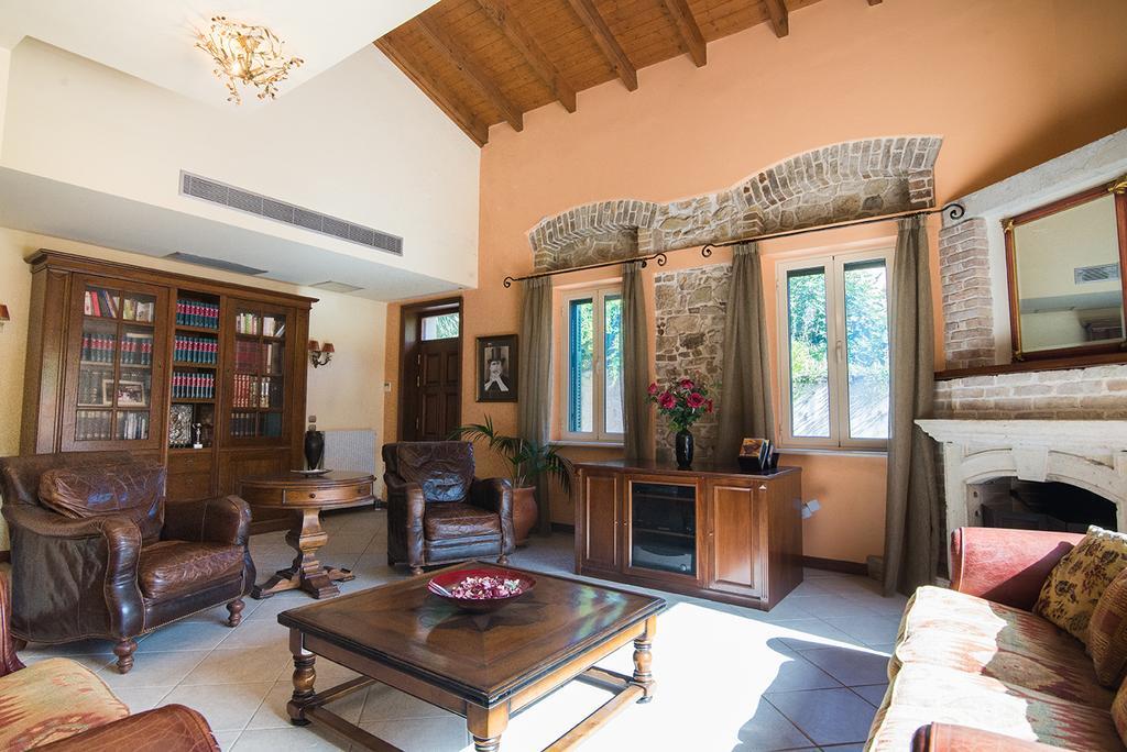 Апартаменты Moraitis Mansion Corfu  Экстерьер фото